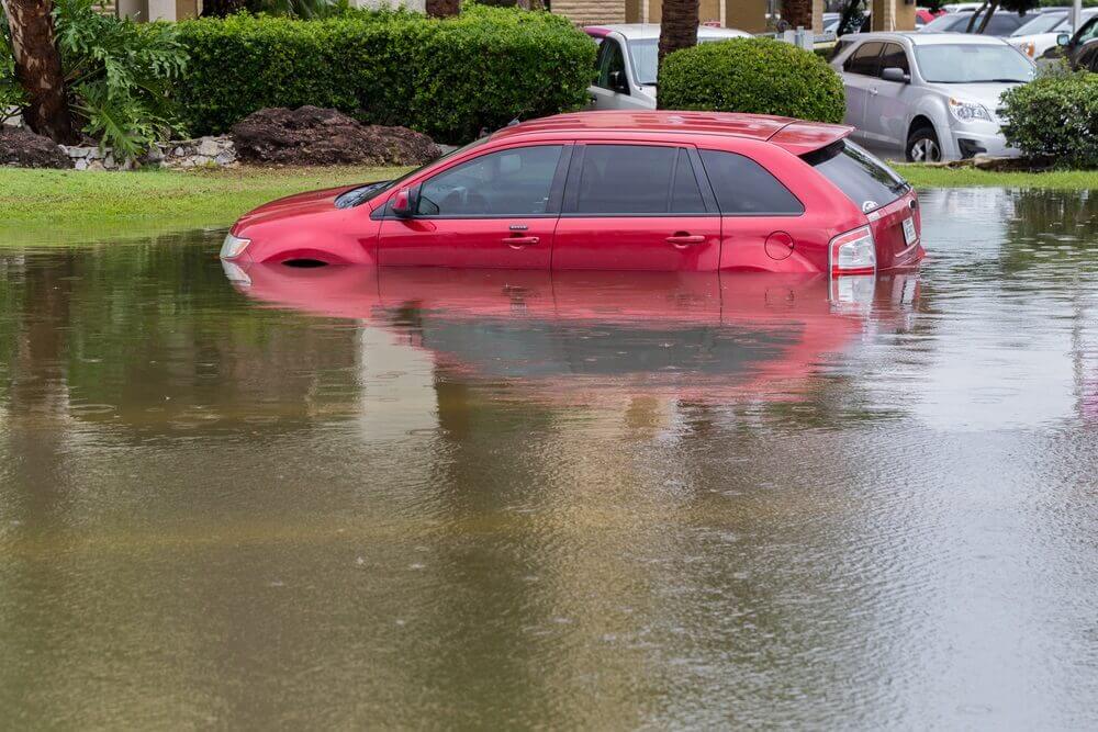 beli mobil bekas banjir